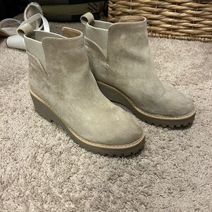 DV by Dolce Vita Beige Rielle Ankle Booties